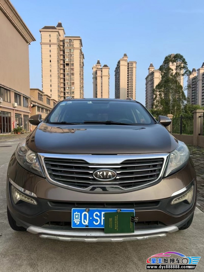 11年起亚智跑轿车抵押车出售