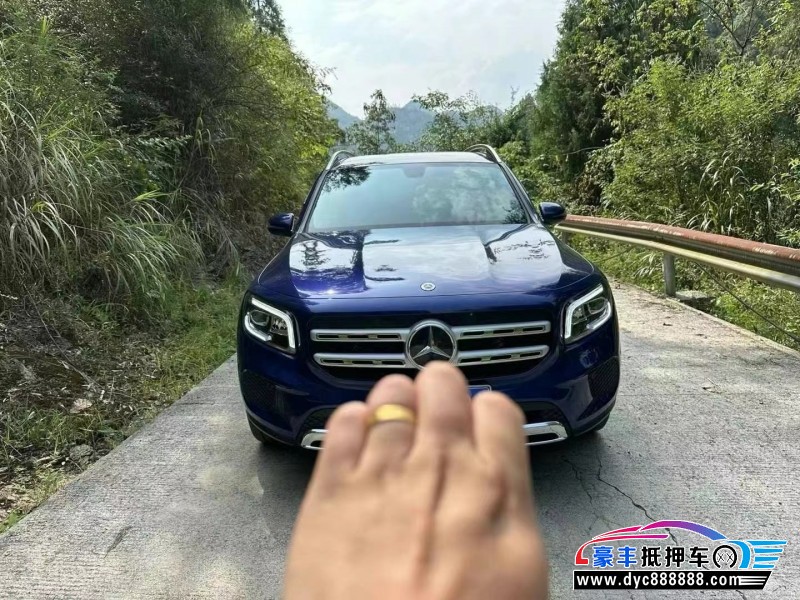 20年奔驰GLB轿车抵押车出售