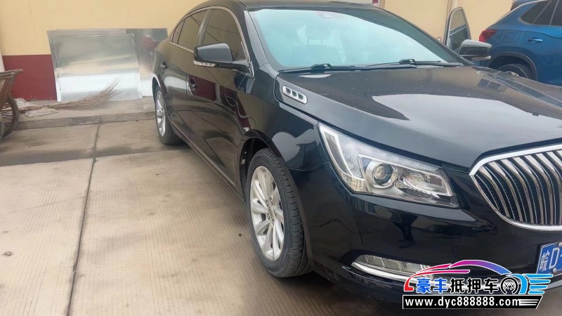 16年别克君越轿车抵押车出售