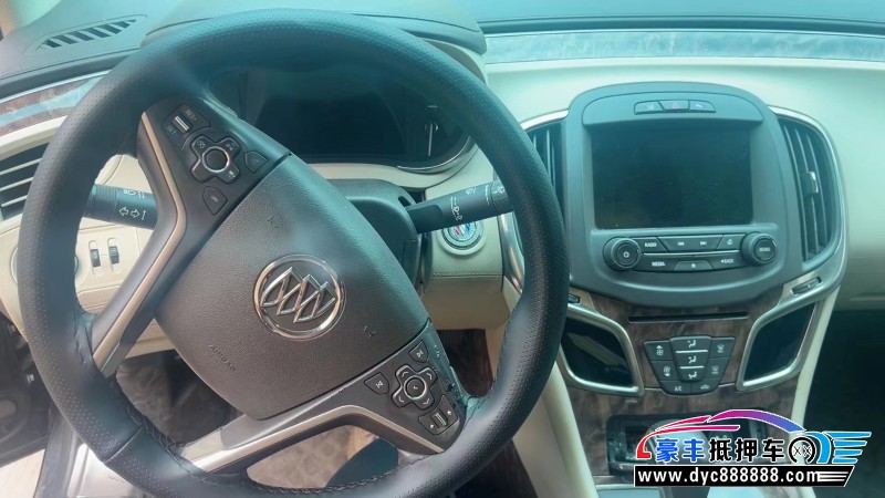 16年别克君越轿车抵押车出售