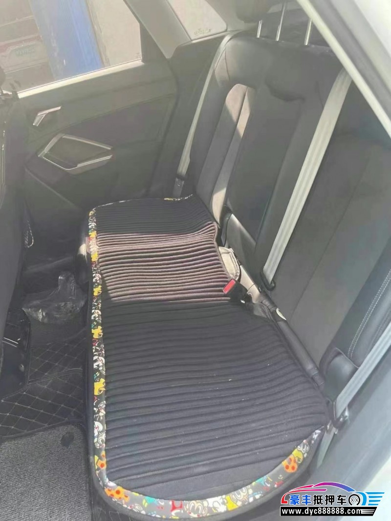 20年奥迪Q3轿车抵押车出售