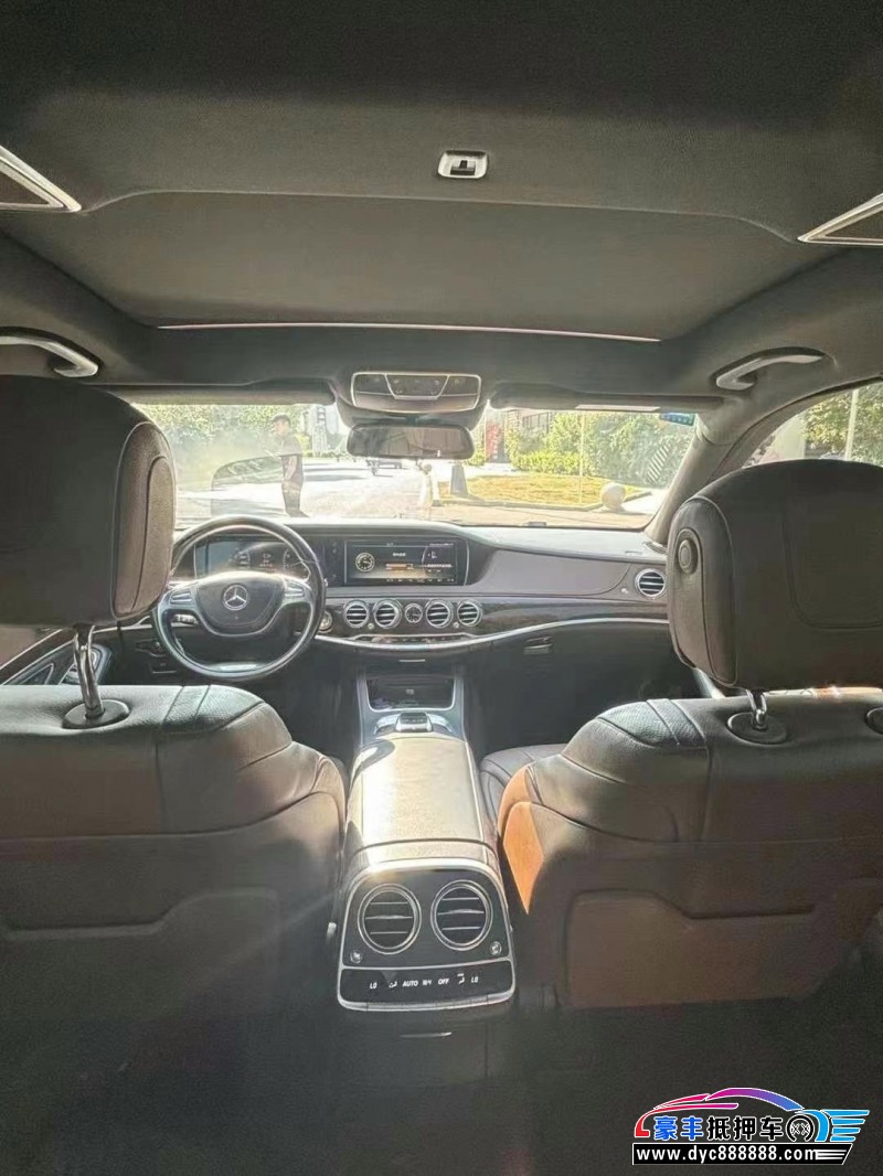 14年奔驰S轿车抵押车出售