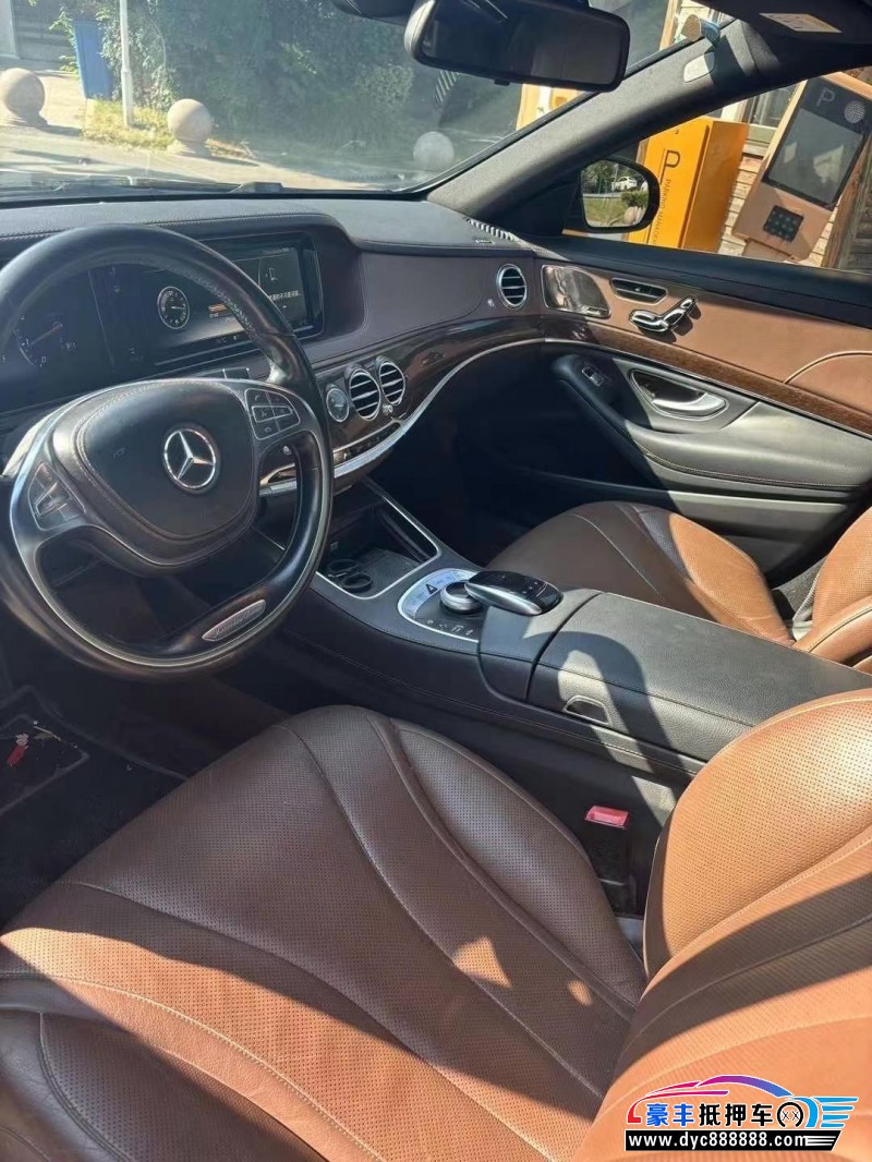 14年奔驰S轿车抵押车出售