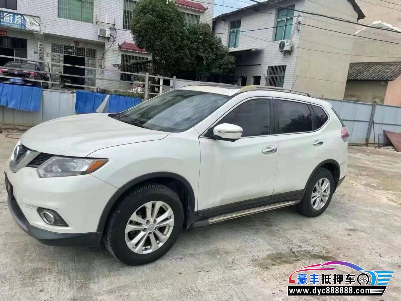 17年日产奇骏轿车抵押车出售