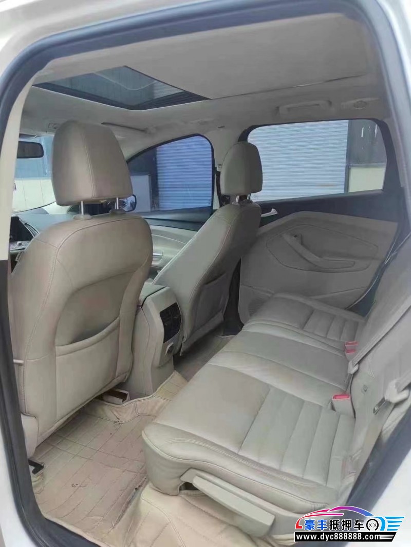 13年福特翼虎轿车抵押车出售