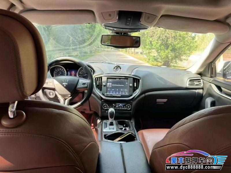 17年玛莎拉蒂Ghibli轿车抵押车出售