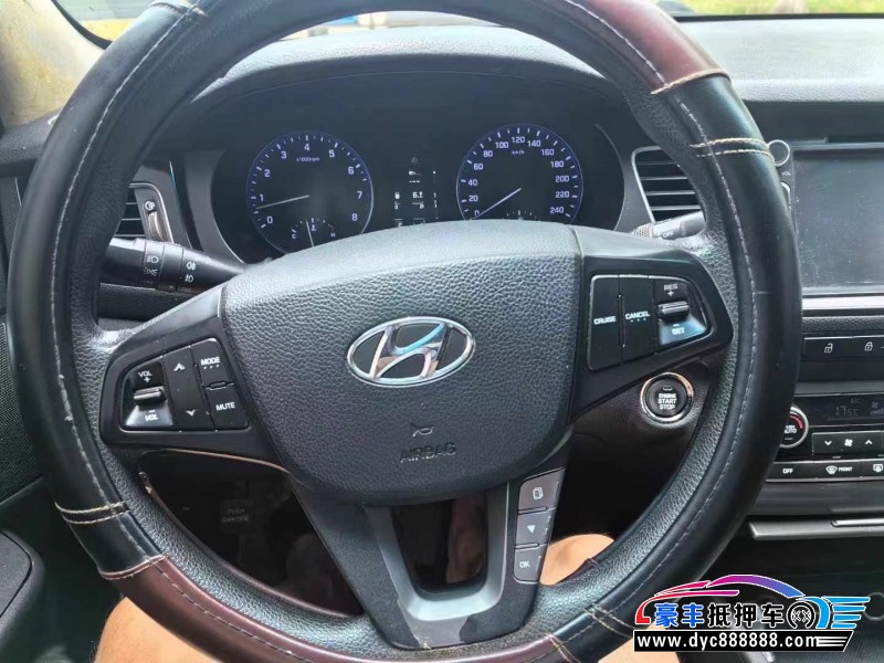 15年现代名图轿车抵押车出售