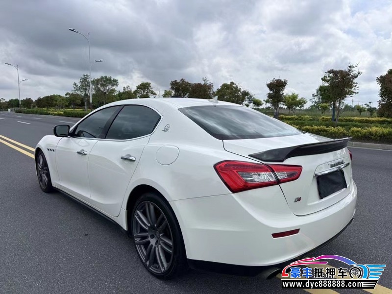 15年玛莎拉蒂Ghibli轿车抵押车出售