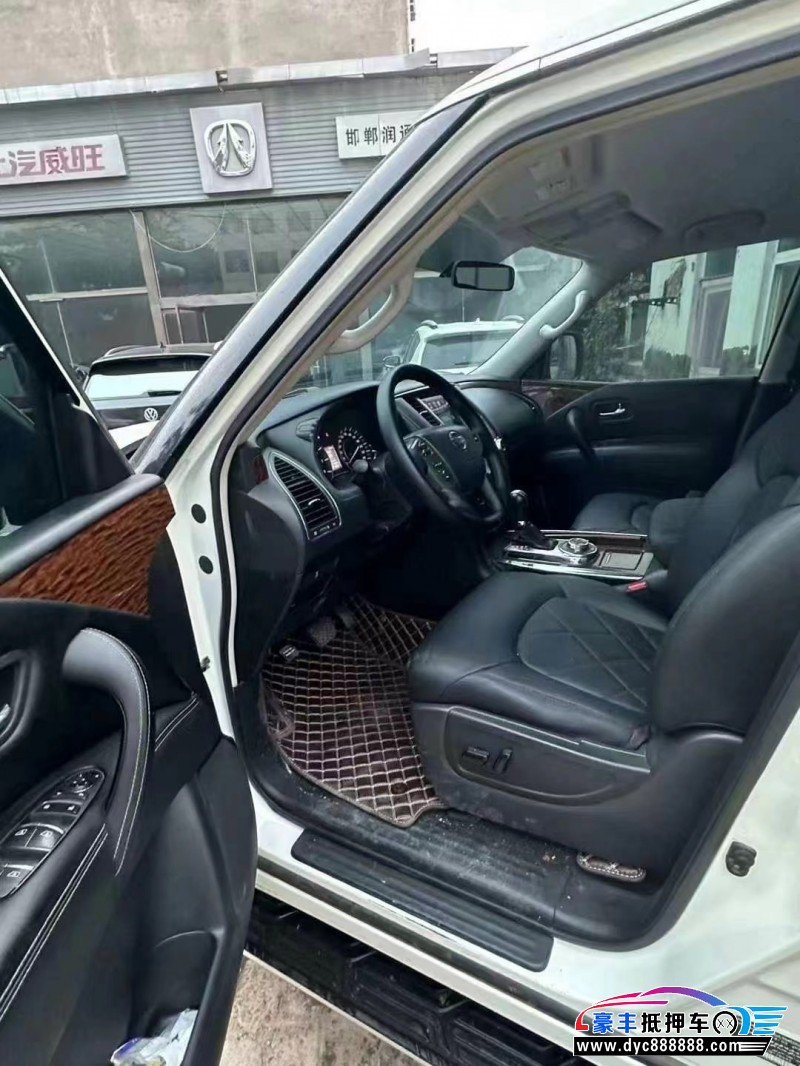 18年日产途乐轿车抵押车出售