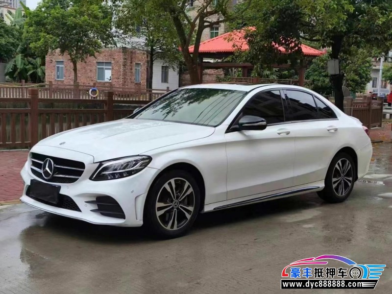 20年奔驰C轿车抵押车出售