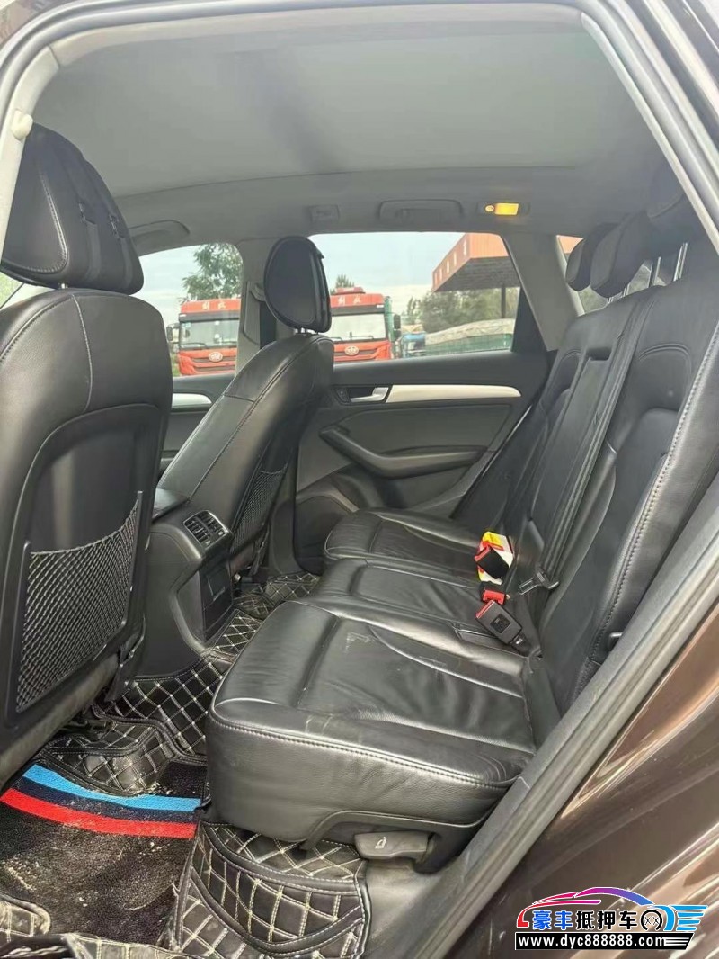 15年奥迪Q5轿车抵押车出售