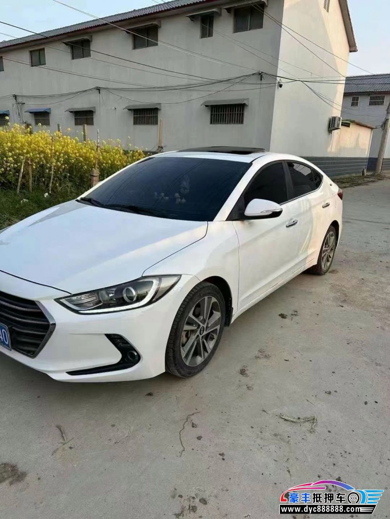 17年现代领动轿车抵押车出售