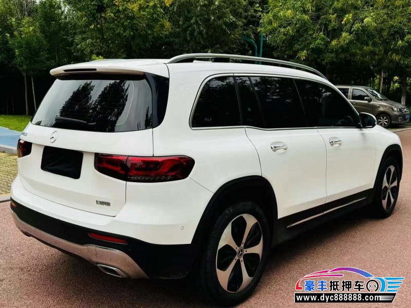 22年奔驰GLB轿车抵押车出售