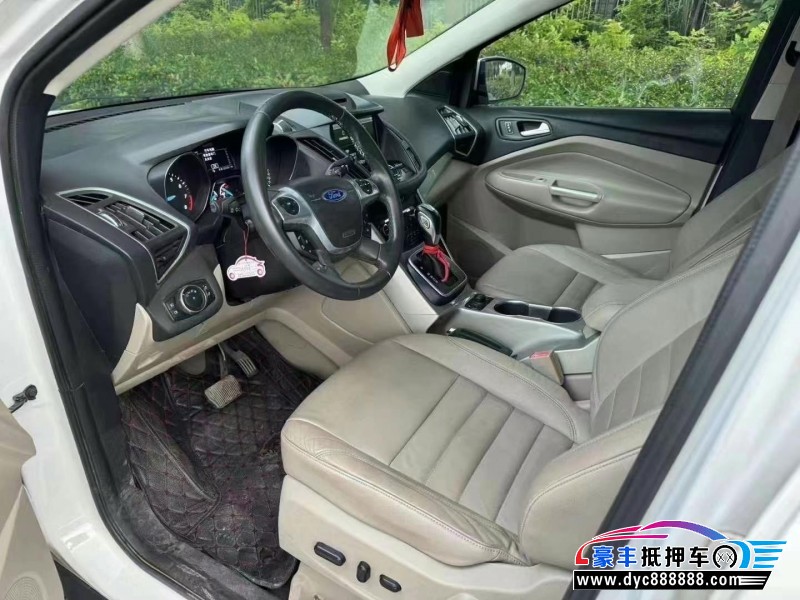 13年福特翼虎轿车抵押车出售