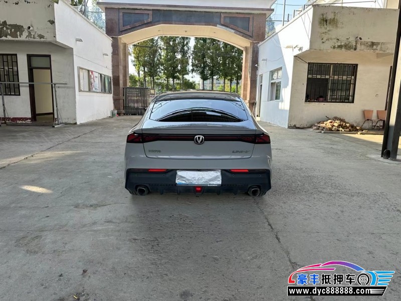 22年长安长安UNI轿车抵押车出售