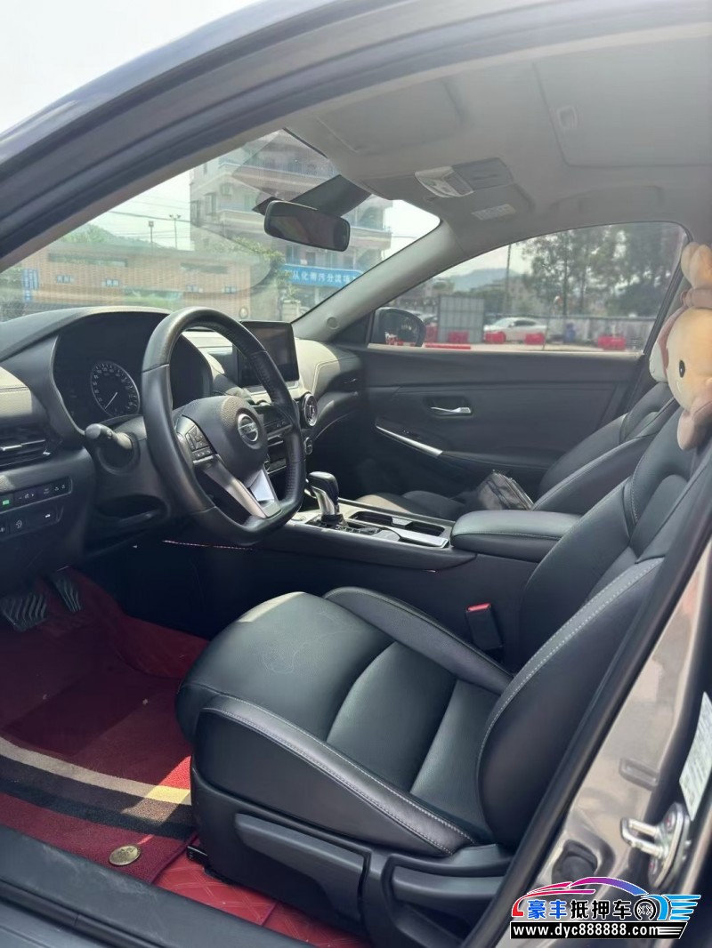 21年日产轩逸轿车抵押车出售