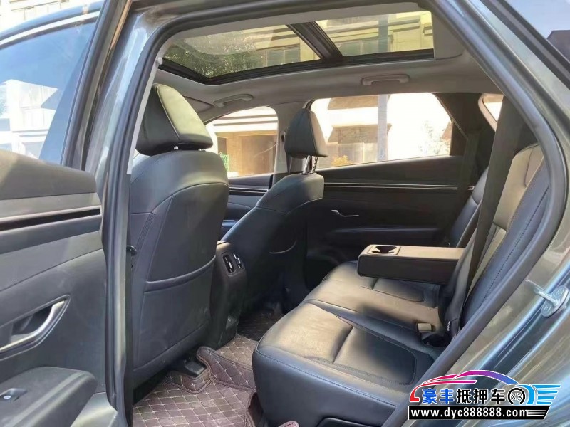 22年现代途胜轿车抵押车出售