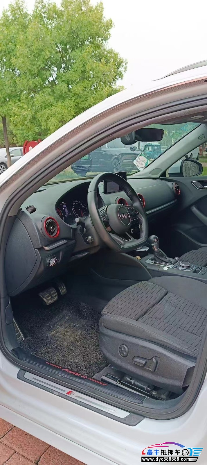 19年奥迪A3轿车抵押车出售