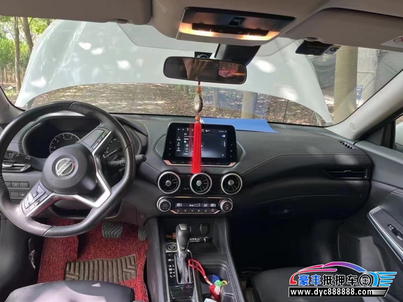 21年日产轩逸轿车抵押车出售