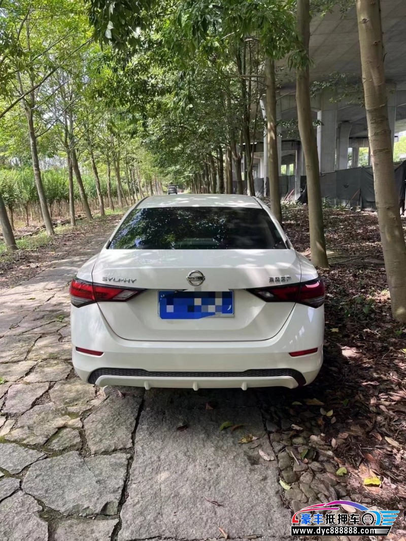 21年日产轩逸轿车抵押车出售