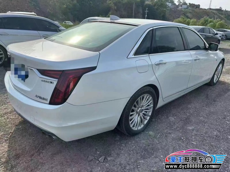 19年凯迪拉克CT6轿车抵押车出售