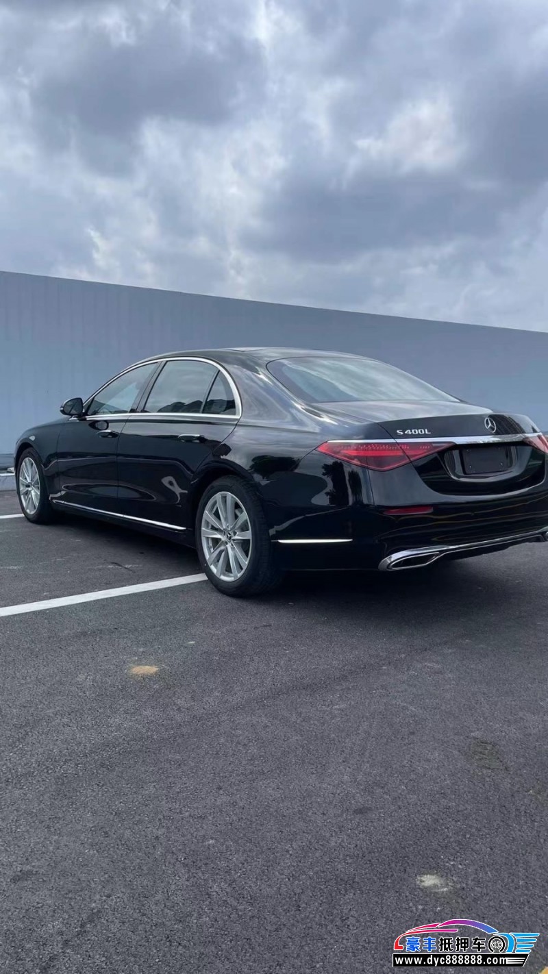 24年奔驰S轿车抵押车出售