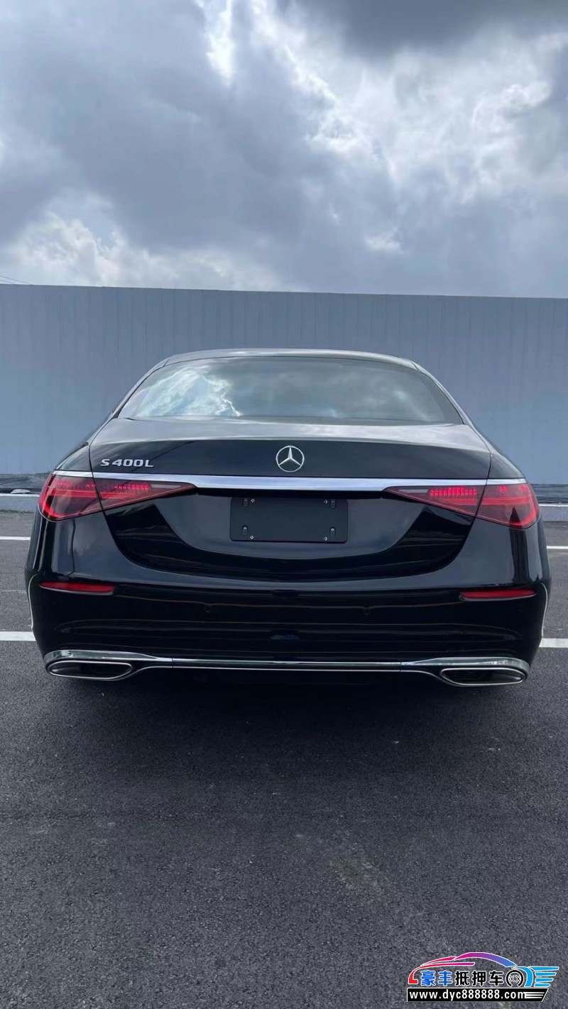 24年奔驰S轿车抵押车出售