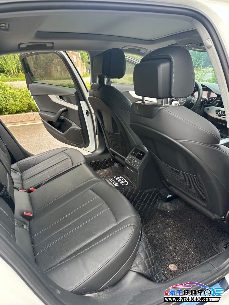 20年奥迪A4轿车抵押车出售