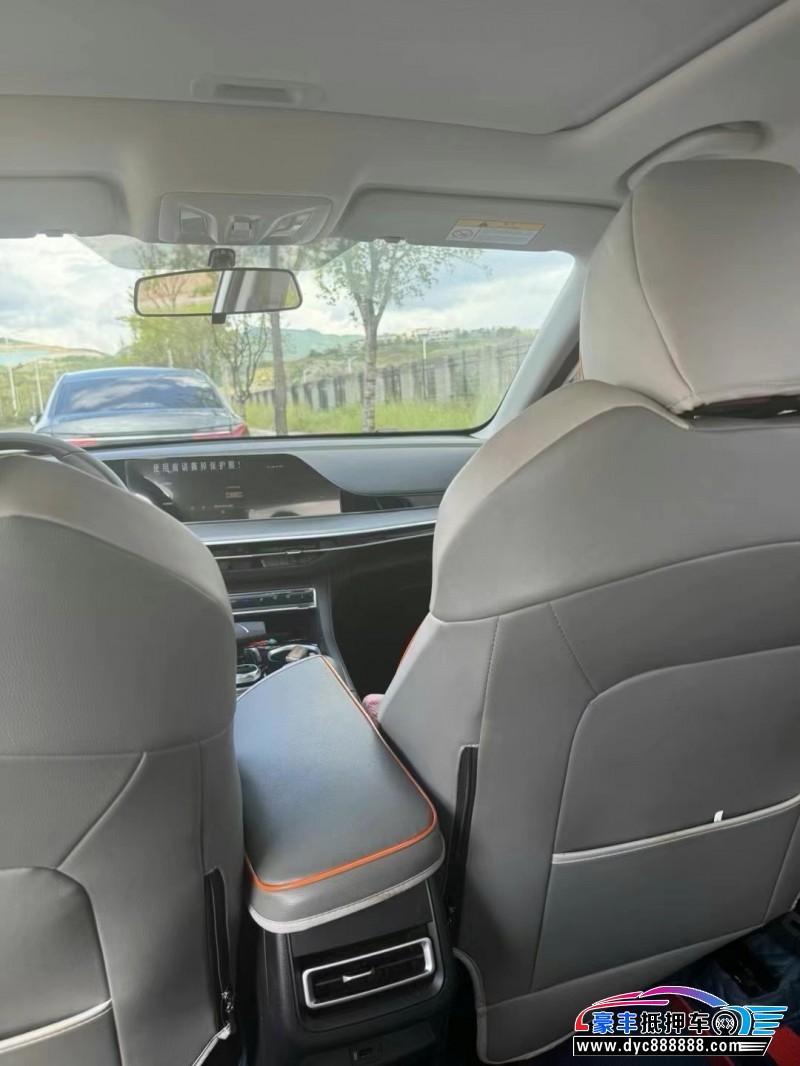 23年长安逸动轿车抵押车出售