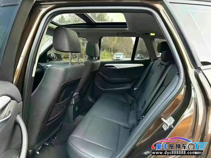 15年宝马X1轿车抵押车出售