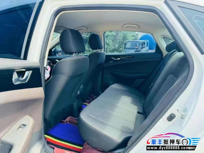 23年长安逸动轿车抵押车出售