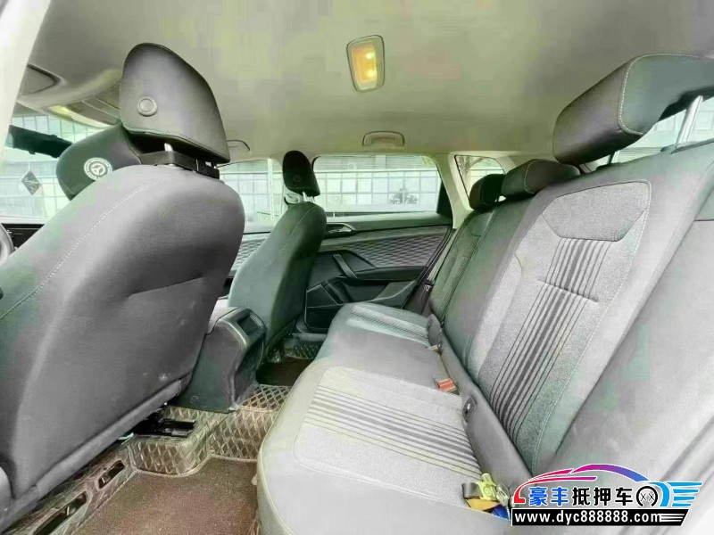 22年大众途岳轿车抵押车出售