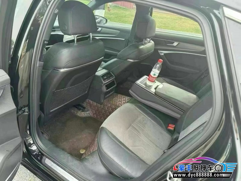 20年奥迪A6轿车抵押车出售