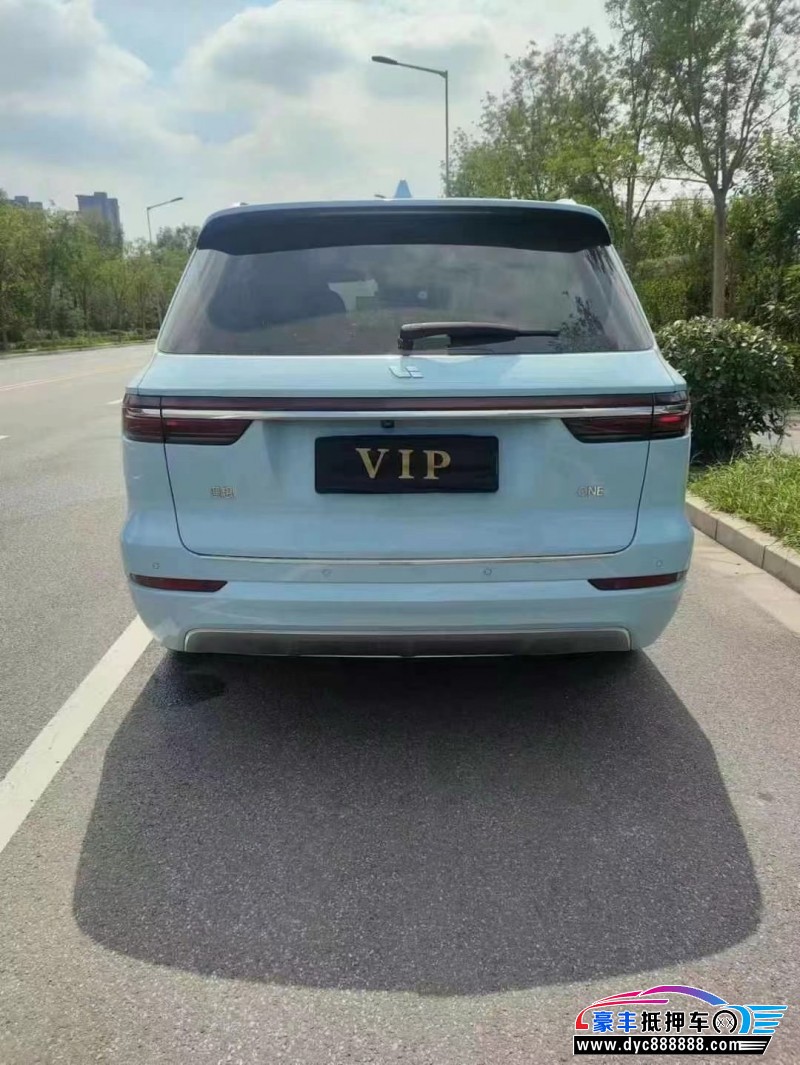 21年理想ONE轿车抵押车出售