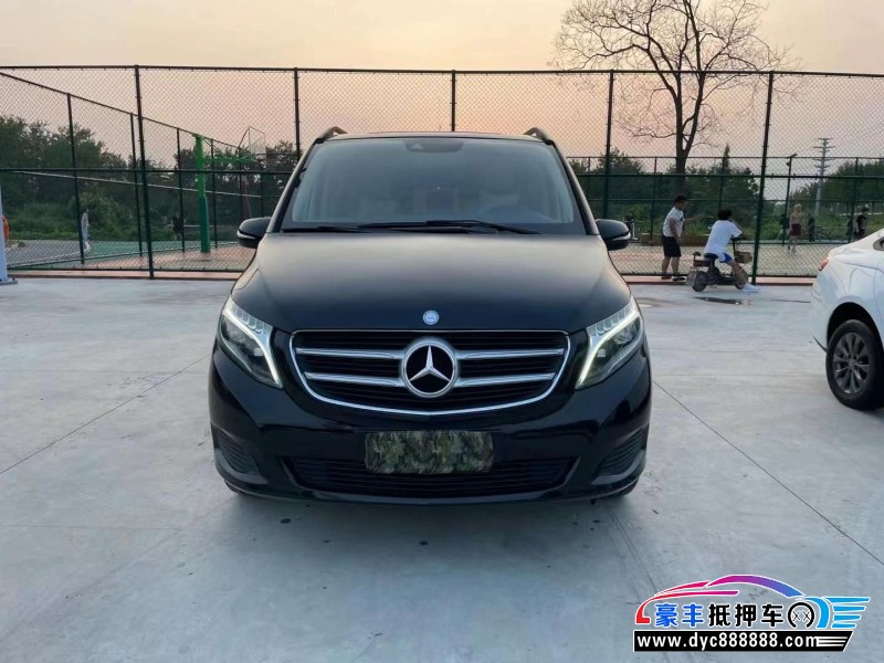 17年奔驰V轿车抵押车出售