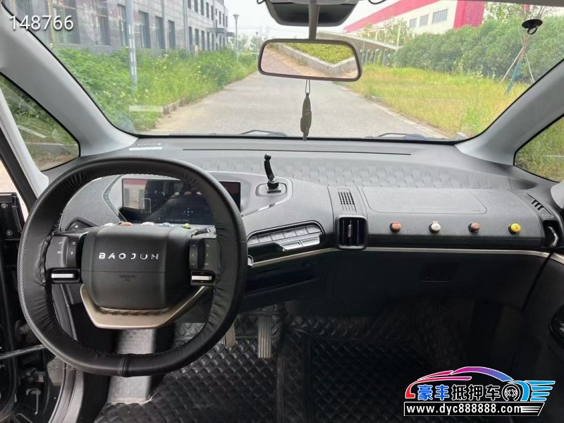 22年宝骏kiwi ev轿车抵押车出售