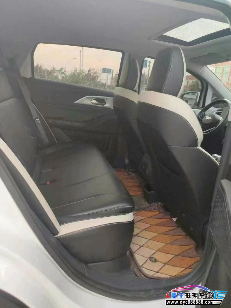 22年吉利几何轿车抵押车出售