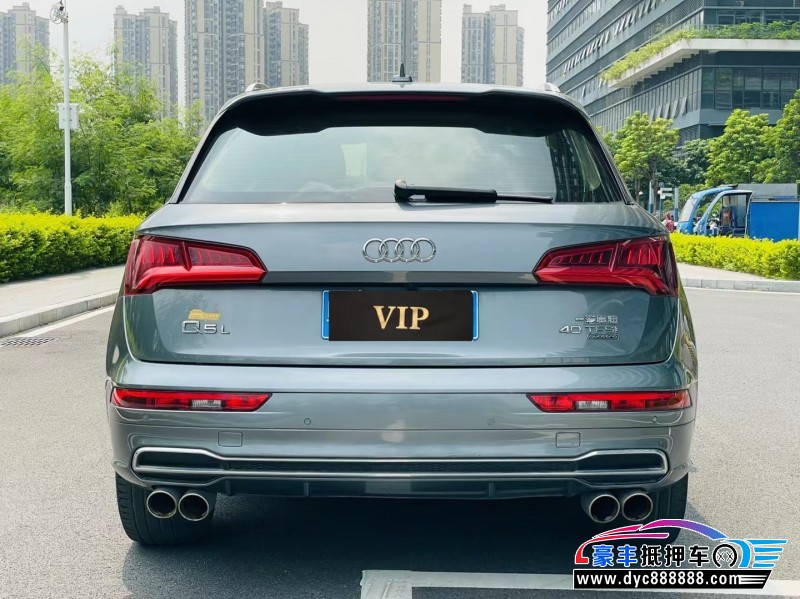 19年奥迪Q5轿车抵押车出售