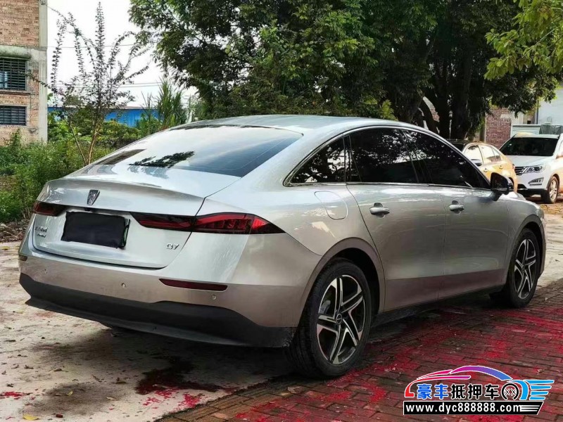 24年荣威D7轿车抵押车出售