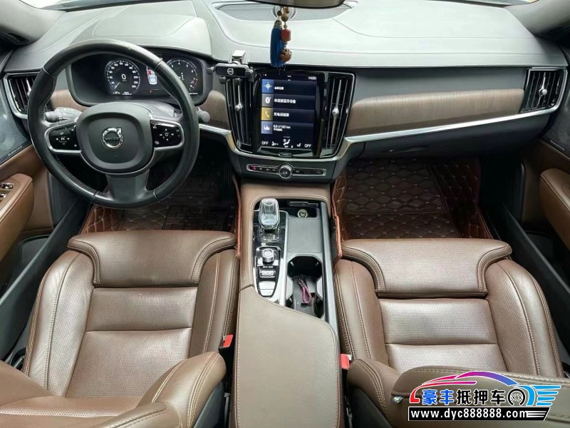 21年沃尔沃S90轿车抵押车出售
