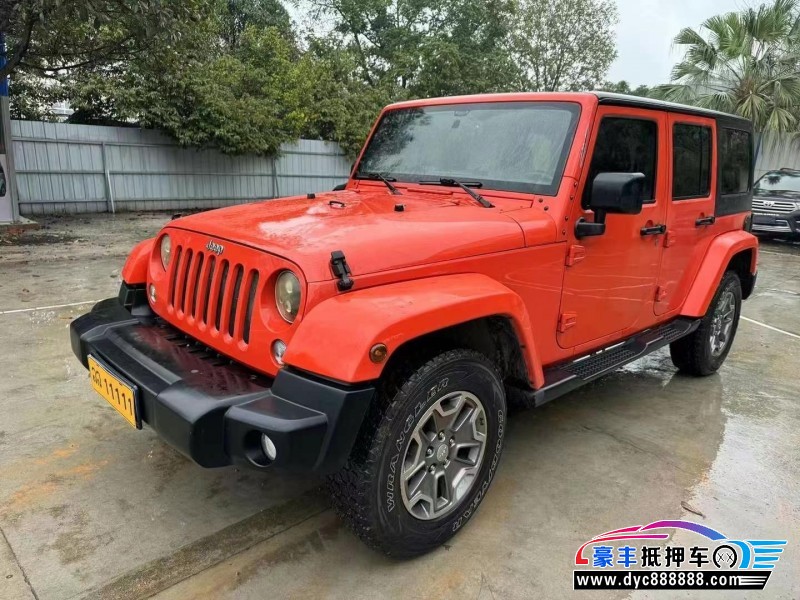 15年Jeep牧马人轿车抵押车出售