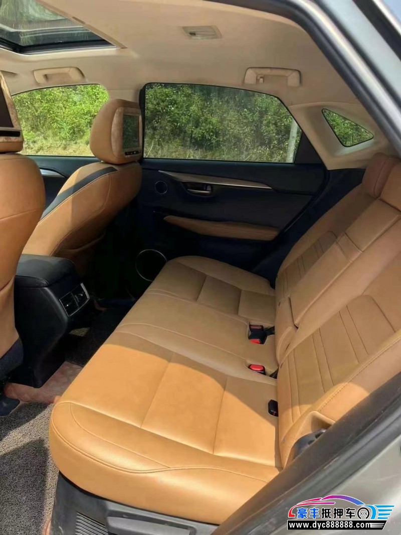 17年雷克萨斯NX轿车抵押车出售