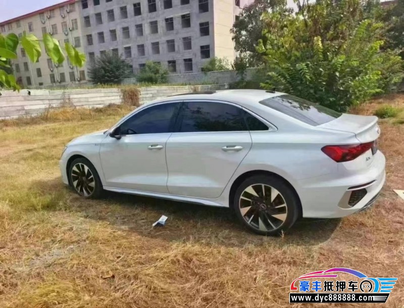 24年奥迪A3轿车抵押车出售