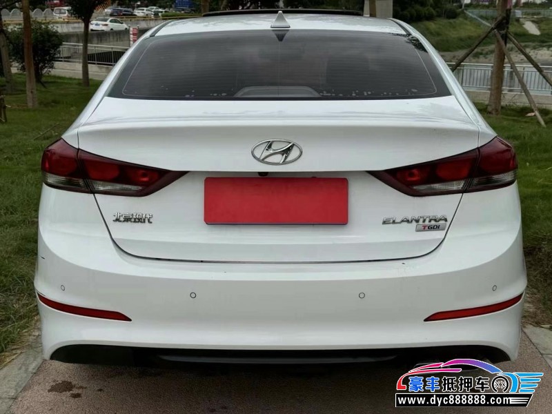 19年现代领动轿车抵押车出售