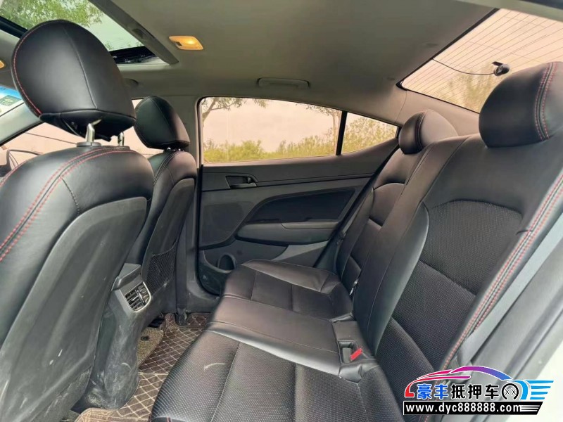 19年现代领动轿车抵押车出售