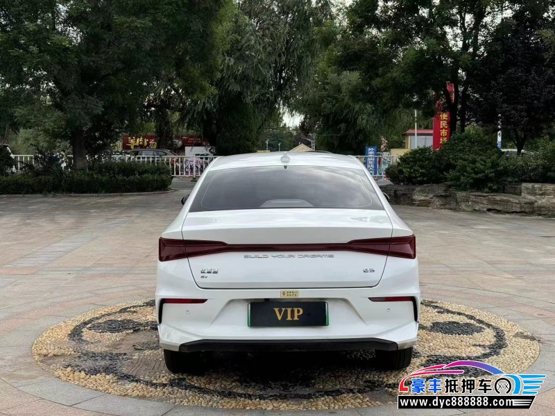 23年比亚迪E3轿车抵押车出售