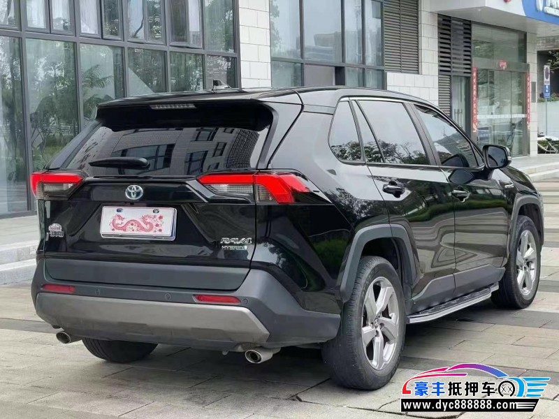 22年丰田RAV4轿车抵押车出售