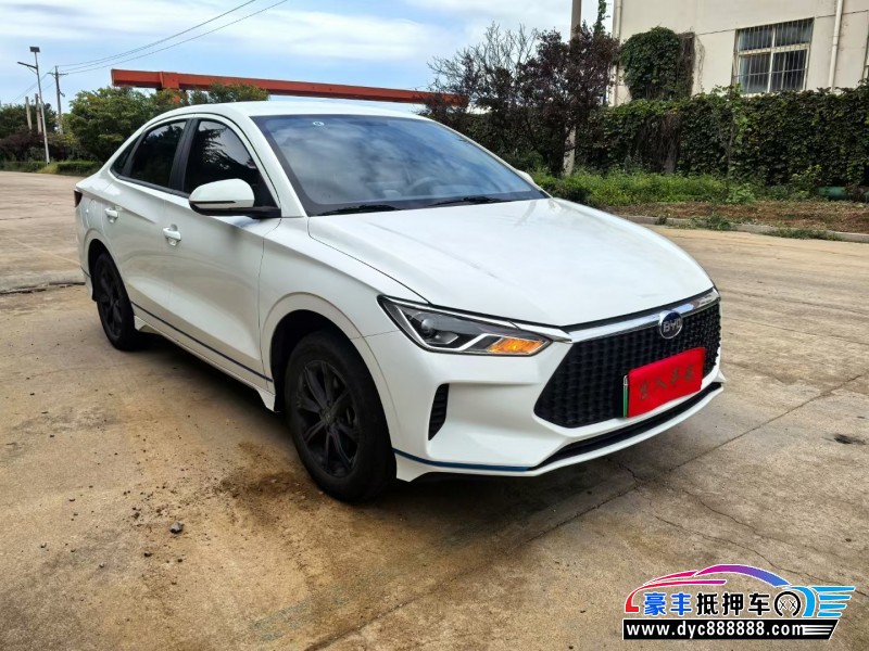 23年比亚迪E3轿车抵押车出售