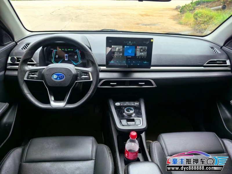 23年比亚迪E3轿车抵押车出售