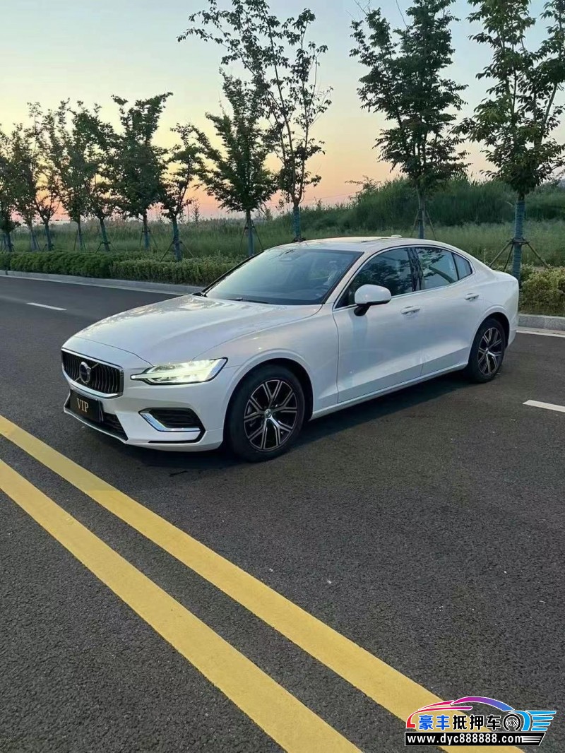 23年沃尔沃S60轿车抵押车出售
